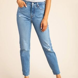 Levi Dark Wash Wedgie Fit High Rise Jeans Size 30W